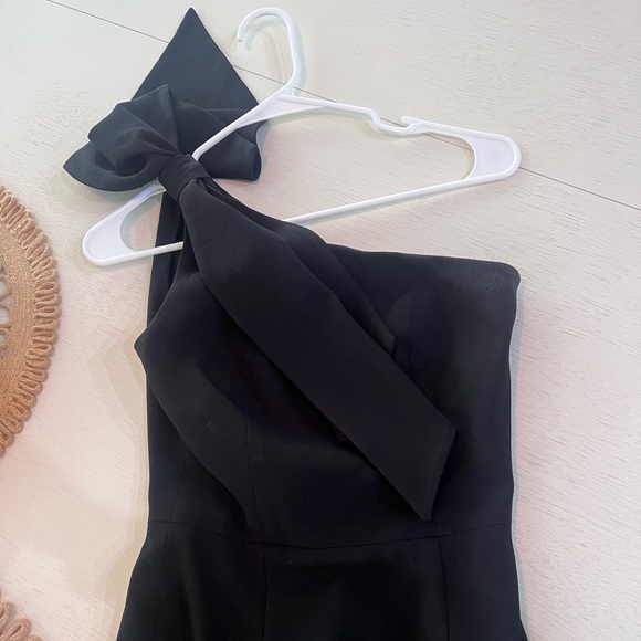 Dress The Population Tiffany One Shoulder Dress - Picture 2 of 4